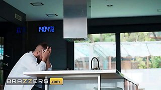 Brazzers - uber-sexy cybernetic bibi bugatti breaks free-for-all of manage and delivers lust beyond dr. xander’s imagination