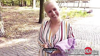 Crazy nympho at public scene