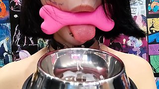 Cute curly brunette solo webcam masturbation