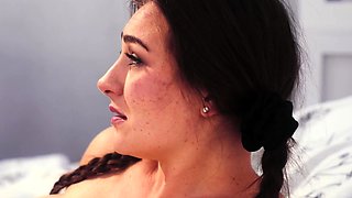 Mature Seducing