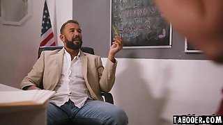 Lezzy Teenagers Trade Snatch for Professor Rod