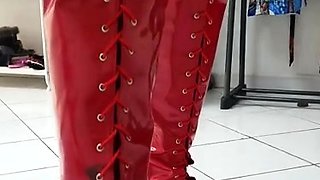 Cute asian babe goes crazy jerking