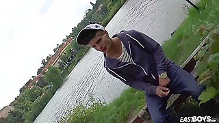 Alexander Dorch Handjob