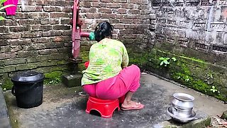 Desi Bhabhi First Time Anal with Brother-in-Law - Tight Pussy Fucking Outdoor