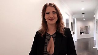 realtor Octavia Red knows how to close a deal