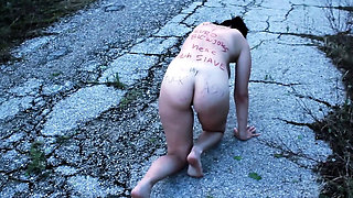 Amateur Slave Tih Fucked Outside in High Heels for Strangers