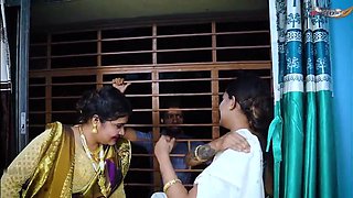 Raunchy Indian sluts smutty sex clip