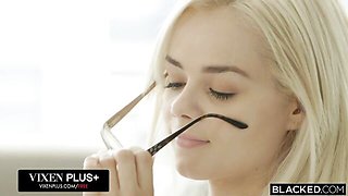 Elsa's blue eyes trailer