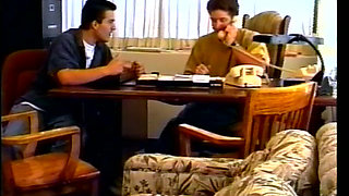 Stunning Blonde Peacherino Tiffany Mynx Is Not Against Tp Spread Her Legs for Attractive Man