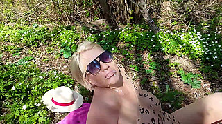 Stepmom plays the role of a stranger