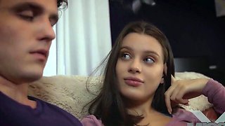 Lana Rhoades Bonds With Sister li Over Erotic Entertainment