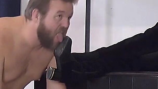 Tatjana Calls a Two Servants