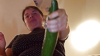 Stepmom fucked herself madly with a huge cucumber that it broke