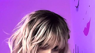 Sexy hottie Anetta Keys enjoys a solo toy masturbation