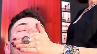 Cleo Domina - Plugged by my hands