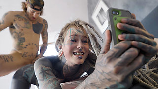 Dreadhead Pornstar Anal Rides Huge Cock