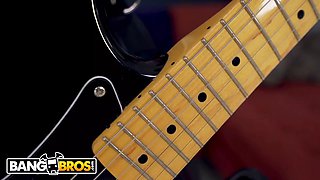 Bangbros - nerd can't study because his hot rockstar step sista Valerica Steele wants to jam out and nail