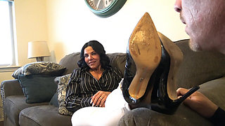 Lick My Shoes, Smell My Nylons!