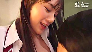 The intense close contact time with a high school girl with a beautiful butt is so hot...!