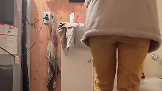 Wet Mess Pussy in Shower Time