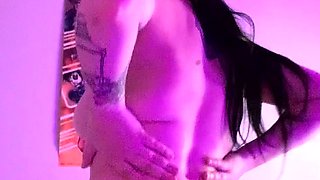 Love Chat Big Boobs Brunette Masturbating For Cam