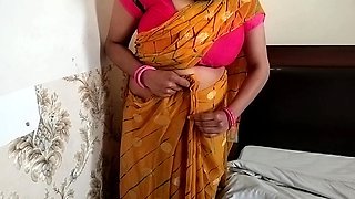 Bhabhi Caught Devar Masturbating Turned Wild Desi Sex