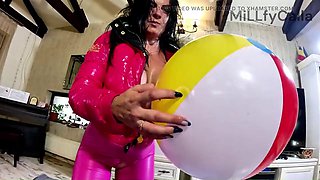 MilfyCalla Deepthroats on Ball for Glossy Pink MILF Beach Fetish. Doggy Triple C