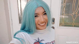 Clara Trinity the Busty Streamer Gamer Flaunts Expert Cock-Gripping Moves on Massive Sh