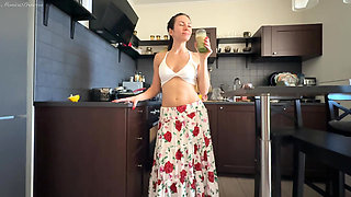 Cooking, Mukbang & Belly Button Tease