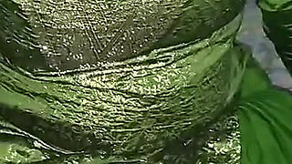 Desi Bhabhi Riding on Brotherin Law Dick in Green Saree