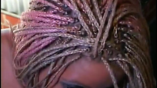 Hot black sex-bomb takes huge dick