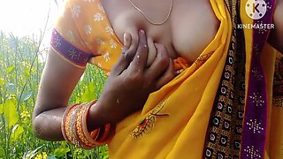 Indian Outdoor Milk Sex Beauty Ne Khet Me Jakar Maja Kiya