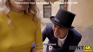 Sexy Blonde Has An Anal Act Not With Her Magician Boyfriend