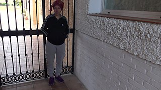 Turkish Street Hooker Gives Free Handjob to American Tourist in Izmir