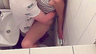 Tinder Couple can&amp;#039 t wait until they are home and so they are fucking in the public toilet of a restaurant - caught on