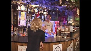 Mature Wife with Big Tits Gets Penetrated by Big Hard Cock at the Pub