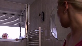 Bathroom dominas peg sissy in 3some