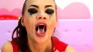 Crazy Deep Throat Webcam Girl Uses Sex Toys