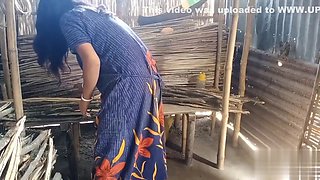 Indian Village Bhabhi Fuck Her Farmer
