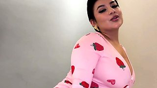 Hot Latina with huge fun bags asks for a rail on my fat
