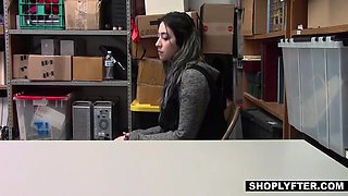 Amilia Onyx - Teen 18+ Stepdaughter Caught Shoplifting By Her Stepdad And Fucked 12 Min