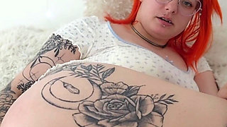A French Woman Puts a Big Inflatable Plug in Her Ass