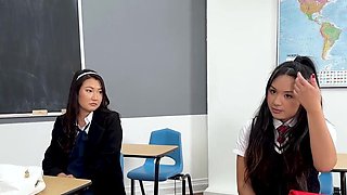 Girls with tight bodies take turns with their teacher