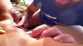 lilou se fait du bien en exterieur
