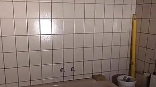 This large amateur cam girl has some very big boobs