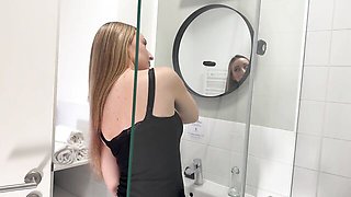 Fascinating bimbo - amateur dirt - No Panties TV