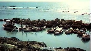 European Blonde Finger Fucked On Public Beach