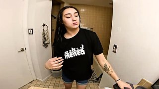 Nervous Teen Krystal's First Time Casting: Big Ass Squirting