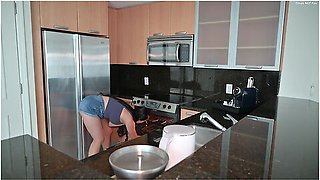 Hot Angry Stepmom Wants Cum In Her Mouth Fucks Young Guy With Miss Raquel