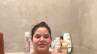 Live Stream with Dani Valentina